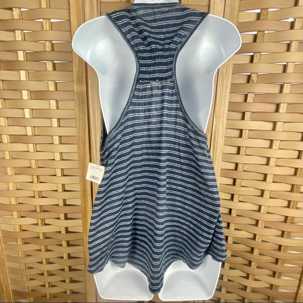 🏷 FREE PEOPLE Embroidered Patchwork V-Neck Vest Tank - Picture 3 of 7